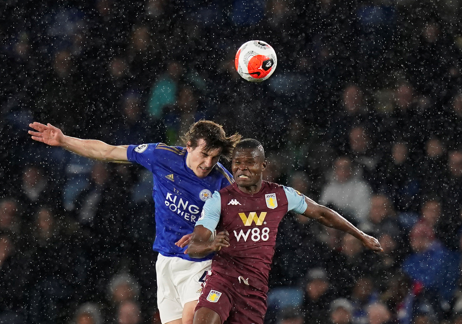 位年轻前锋 位年轻前锋